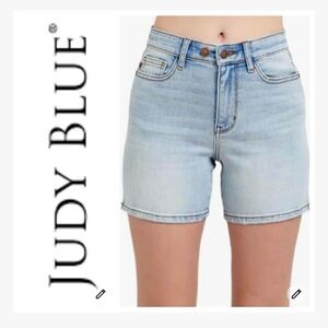 NWT Judy Blue Double Button Shorts